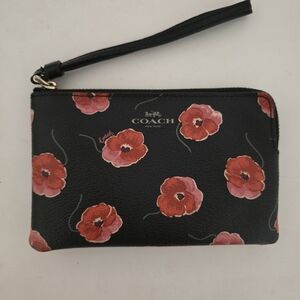 Coach Wristlet Flower Pouch Bag Wallet